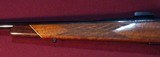 Weatherby Mark V .300 Wby Magnum     - 3 of 10