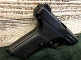 Heckler & Koch P7 K3 unfired, NIB - 9 of 13