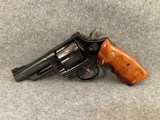 Smith & Wesson 25-5 in .45 Long Colt 4