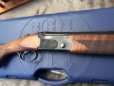 Beretta 12ga 690 Ultraleggero (Like 686 Silver Pigeon) Lightweight WOOD UPGRADE - Image 1 of 15