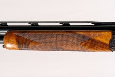 Caesar Guerini Magnus Ascent Sporting Limited 12 GA 32 IN Left Hand ADJ - Image 8 of 11