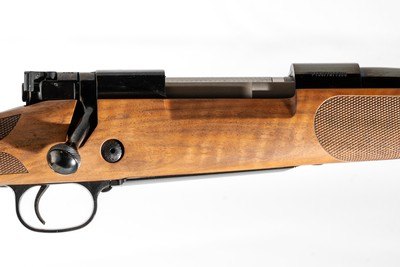 Winchester M70 Super Grade French Walnut 7 MM 26 IN - Image 7 of 11