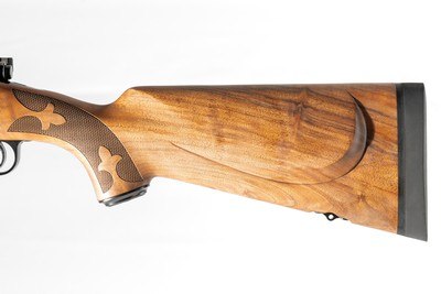 Winchester M70 Super Grade French Walnut 7 MM 26 IN - Image 4 of 11