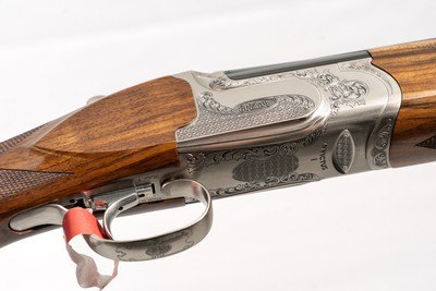 Caesar Guerini Invictus I Sporting 12 GA 32 IN Adj Stock - Image 9 of 11