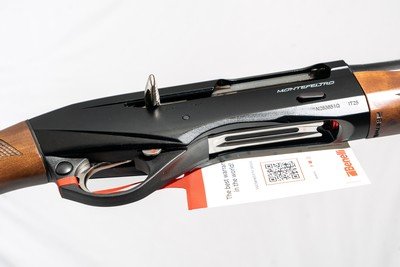 Benelli Montefeltro Compact 20 GA 24 IN - Image 9 of 11