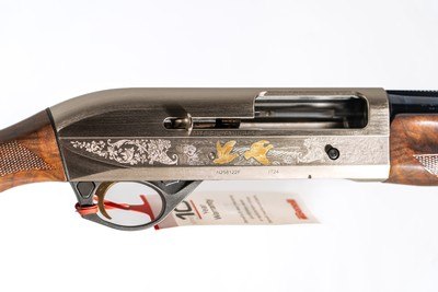 Benelli Montefeltro Silver Featherweight 20 GA 24 IN - Image 2 of 11
