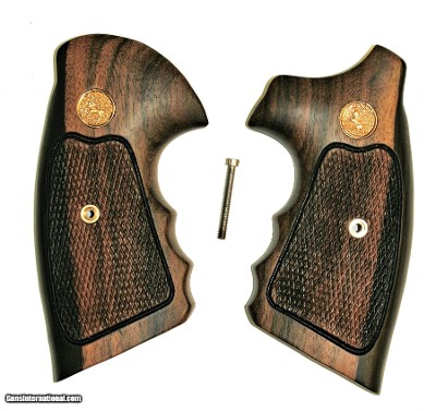 Colt Python Checkered Tigerwood Combat Grips With Medallions