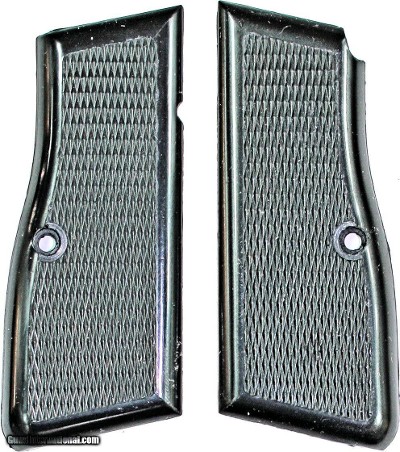 Browning FN Model 1935 Hi Power Grips, Inglis Mfg. Model