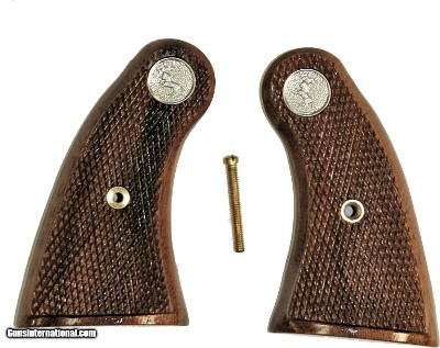 Colt Detective Special 3rd Model, Half Frame Walnut Checkered Grips