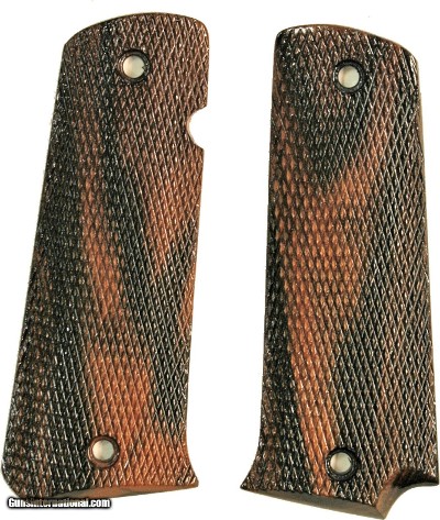 Llama Max I Tigerwood Checkered Grips