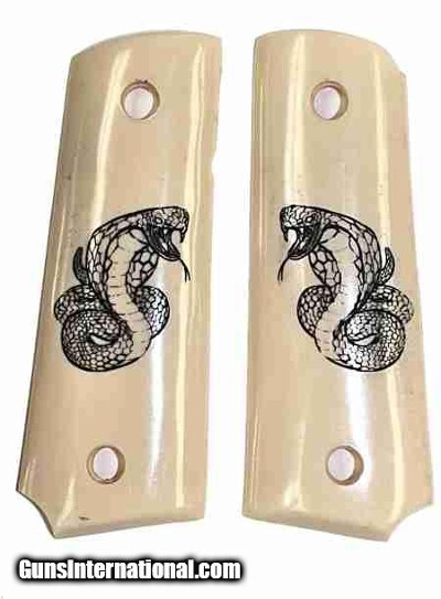 Colt 1911 Officers Model Grips With Cobra