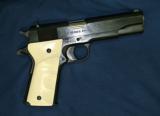 Colt 1911 Grips, Target With Finger Grooves - 2 of 2