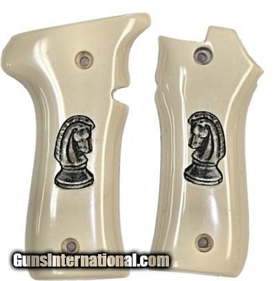 Llama III & IIIA Grips, Small Frame, Horse Head