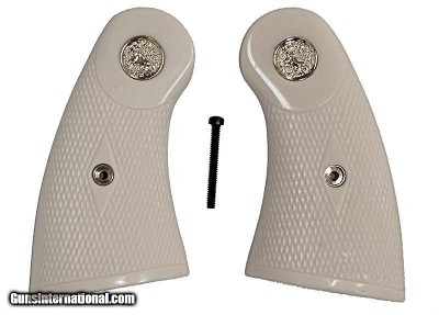 Colt Python Service Style Grips, Checkered With Medallions