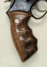 Smith & Wesson K & L Frame Smooth Walnut Combat Grips, Square Butt - 4 of 7