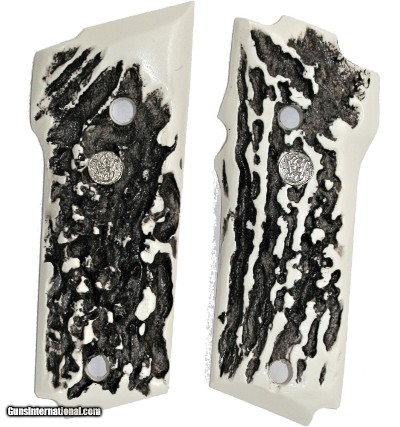 Smith & Wesson Models 59, 459, 559 & 659 Stag-Like Grips With Medallions