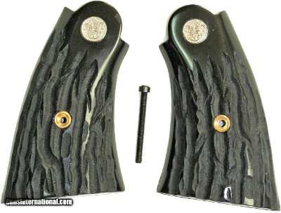 Smith & Wesson N Frame, Service Style Grips With Medallions