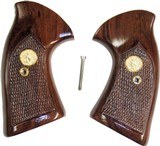 Colt Detective Special 4th Model Checkered Rosewood Grips, Medallions