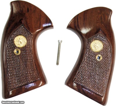 Colt Detective Special 4th Model Checkered Rosewood Grips, Medallions