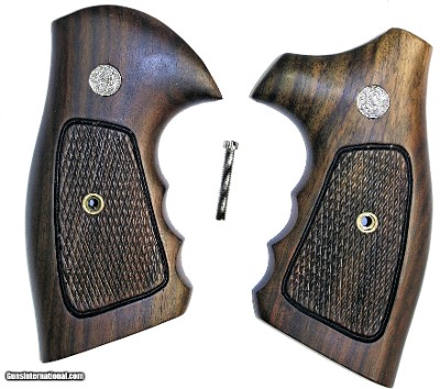 Smith & Wesson J Frame Rosewood Combat Grips, Checkered