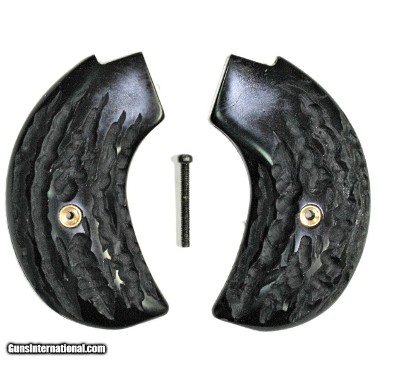 Heritage Rough Rider .22 Revolver Imitation Jigged Buffalo Horn Birdshead Grips