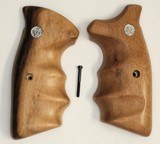 Smith & Wesson N Frame Smooth Goncalo Alves Wood Combat Grips, Square Butt - 1 of 1