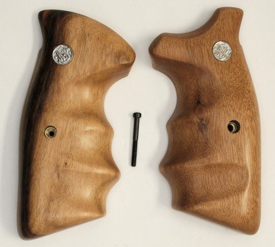 Smith & Wesson N Frame Smooth Goncalo Alves Wood Combat Grips, Square Butt