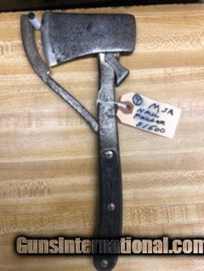 Marbles MSA Nail Puller No. 2 1/2 Axe
