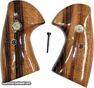 Colt Python 2020 or Original Python Target Style Goncalo Alves Grips With Medallions