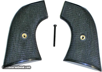 EMF 1873 SA Great Western II Revolver, Full Checkered