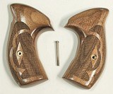 Smith & Wesson N Frame Walnut Roper Grips, Round Butt - 1 of 2