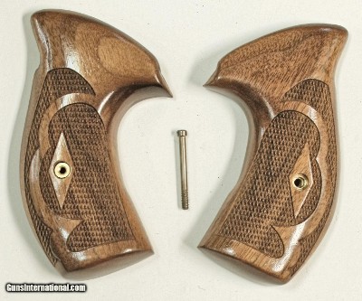 Smith & Wesson N Frame Walnut Roper Grips, Round Butt
