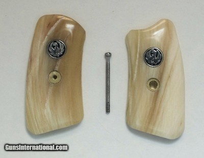 Ruger SP101 Alaskan Dall Sheep Horn Grips With Medallions