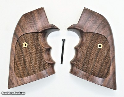 Pietta 1873 SA Claro Walnut Range Special Grips With Finger Grooves