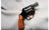 Smith & Wesson 37 SB
.38 Special - 1 of 2