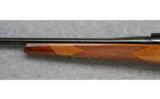 Weatherby Mark V, .300 Wby. Mag., Deluxe Rifle - 6 of 7
