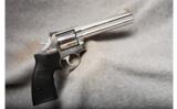 Smith & Wesson Mod 686-1 .357 Mag - 1 of 2