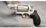 Smith & Wesson Governor .45 Colt/.45 ACP/ .410 - 2 of 2