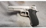 Smith & Wesson Mod 1006
10mm ACP - 2 of 2