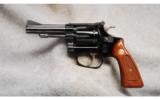 Smith & Wesson
Mod 43
.22LR - 2 of 2