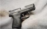 Smith & Wesson M & P 9C9mm - 1 of 2