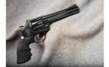 Smith & Wesson
29-5 Classic .44 Mag - 1 of 2