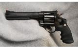 Smith & Wesson
29-5 Classic .44 Mag - 2 of 2