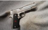 Colt Delta Elite 10mm ACP - 1 of 2
