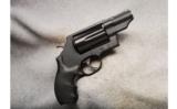Smith & Wesson Governor.45 Colt/.45 ACP/ .410 - 1 of 2
