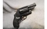 Smith & Wesson Governor.45 Colt/.45 ACP/ .410 - 1 of 2