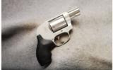 Smith & Wesson 638-3 Airweight .38 S&W Spl+P - 1 of 2