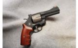 Smith & Wesson
Mod 329 PD .44 Mag - 1 of 2