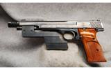 Smith & Wesson
Mod 41
.22LR - 2 of 2