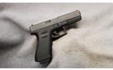 Glock Mod 17 9x19 - 1 of 2